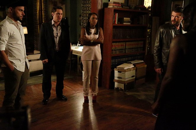 How to Get Away with Murder - It's a Trap - Photos - Jack Falahee, Matt McGorry, Aja Naomi King, Charlie Weber