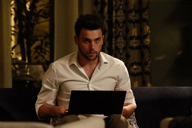 How to Get Away with Murder - It's a Trap - Van film - Jack Falahee