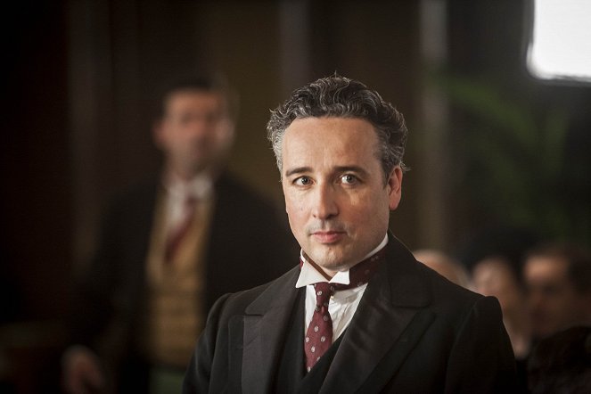 Mr. Selfridge - Season 3 - Episode 10 - Photos - Aidan McArdle