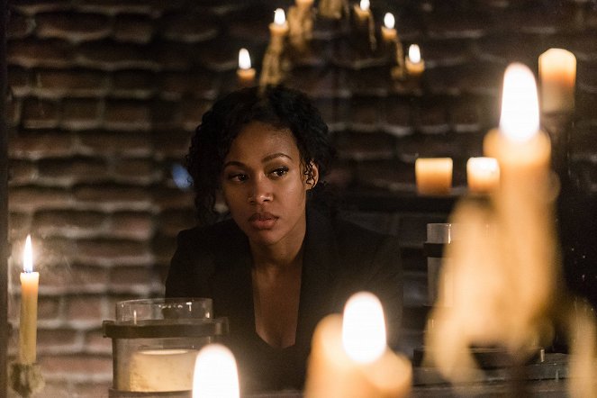 Sleepy Hollow - Incommunicado - Van film - Nicole Beharie