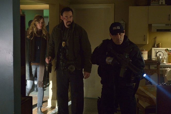 The Strain - Quick and Painless - Photos - Ruta Gedmintas, Kevin Durand