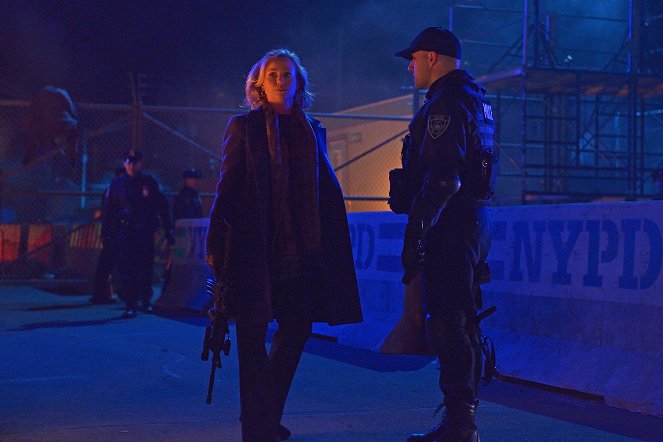 The Strain - Battle for Red Hook - Photos - Samantha Mathis