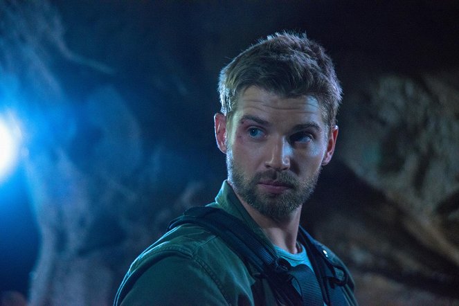 Under the Dome - In the Dark - Film - Mike Vogel
