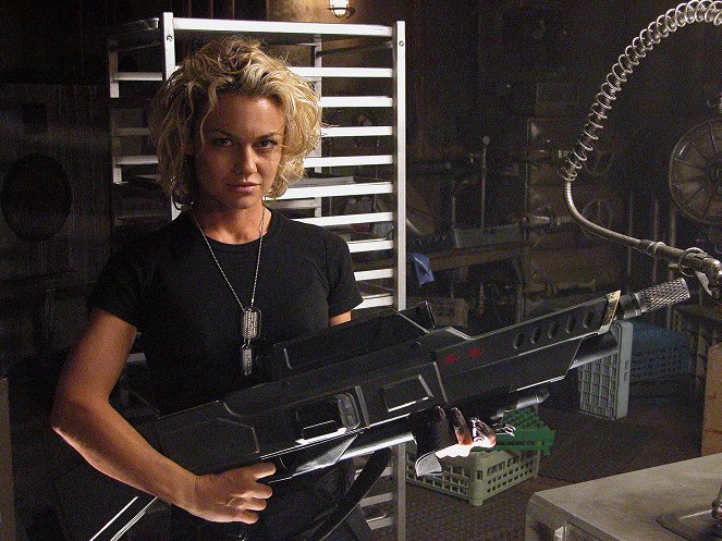 Starship Troopers 2: Hero of the Federation - Photos - Kelly Carlson