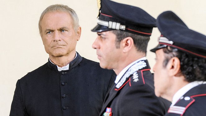 Don Matteo - Season 8 - Filmfotos - Terence Hill, Simone Montedoro, Nino Frassica