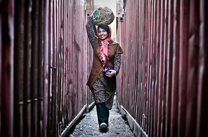 A Few Cubic Meters of Love - Photos - Hasiba Ebrahimi