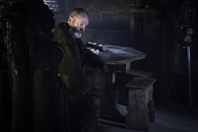 Game of Thrones - The Red Woman - Photos - Liam Cunningham