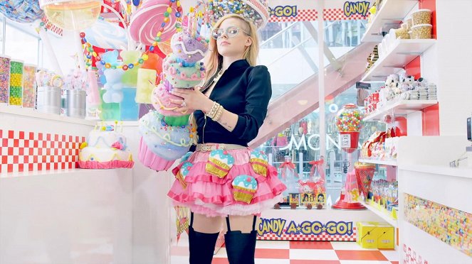 Avril Lavigne - Hello Kitty - Z filmu - Avril Lavigne