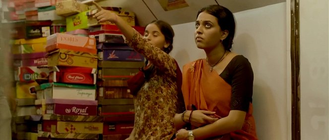 Nil Battey Sannata - Z filmu - Riya Shukla, Swara Bhaskar