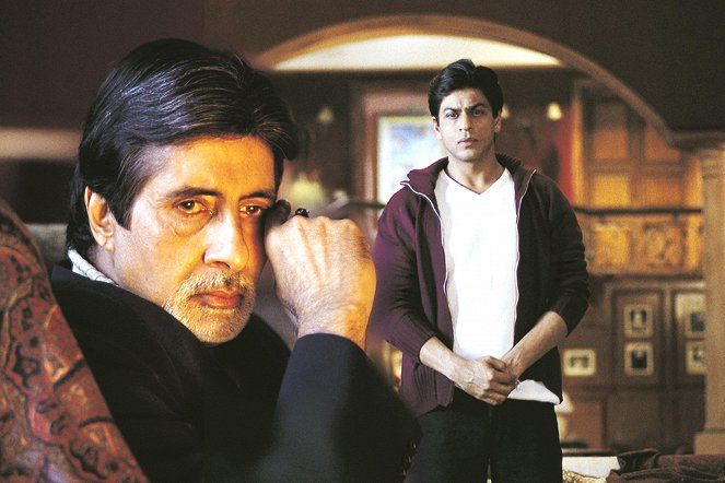 Kabhi Khushi Kabhie Gham... - Filmfotók - Amitabh Bachchan, Shahrukh Khan