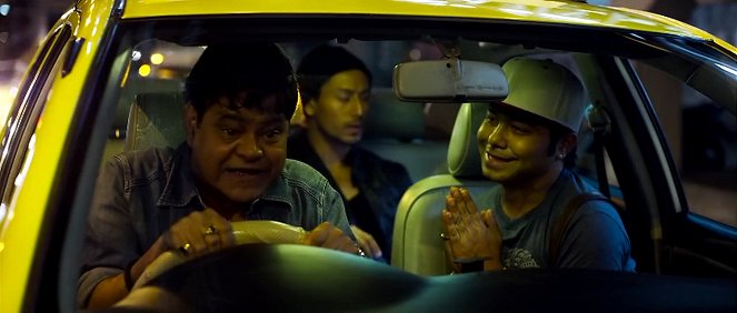 Baaghi - Z filmu - Sanjay Mishra, Sumit Gulati