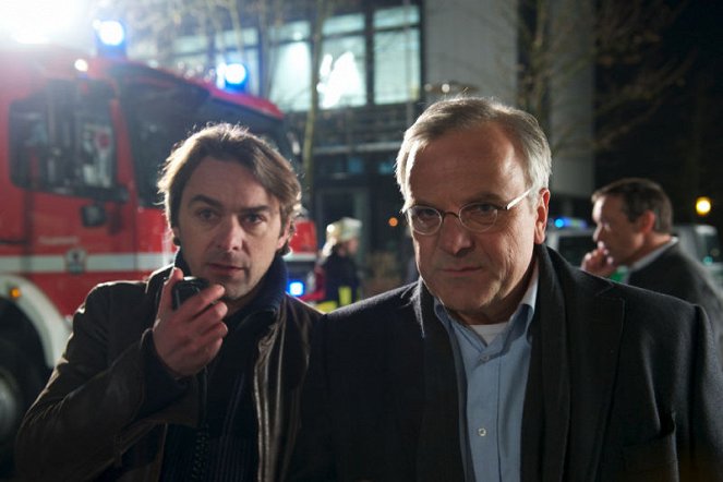 Kommissarin Lucas - Bombenstimmung - Filmfotók - Alexander Lutz, Bernhard Schütz, Michael Roll