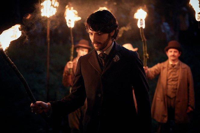 The Living and the Dead - Episode 1 - Film - Colin Morgan