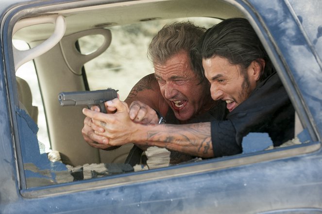 Blood Father - O Protetor - Do filme - Mel Gibson, Richard Cabral