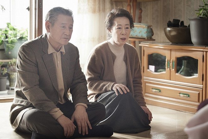 Goryeonghwagajok - De la película - Geun-hyeong Park, Yuh-jung Youn