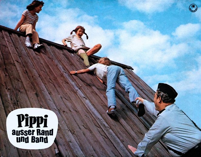 Pippi on the Run - Lobby Cards - Maria Persson, Inger Nilsson, Pär Sundberg, Benno Sterzenbach