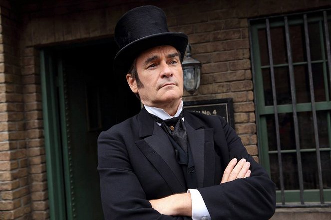 Murdoch Mysteries - The Spy Who Came Up to the Cold - Filmfotos - Peter Keleghan