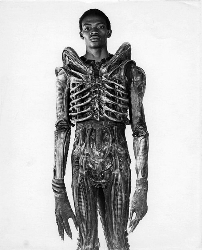 Alien - Das unheimliche Wesen aus einer fremden Welt - Dreharbeiten - Bolaji Badejo