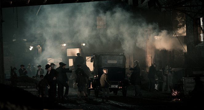 Peaky Blinders - Gangs of Birmingham - Season 1 - Geschenk des Teufels - Filmfotos
