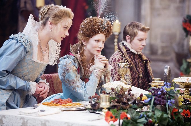 Kráľovná Alžbeta: Zlatý vek - Z filmu - Abbie Cornish, Cate Blanchett