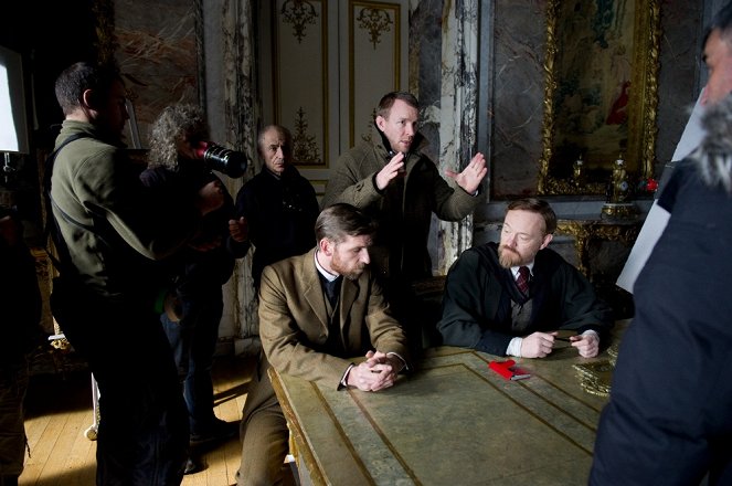 Sherlock Holmes 2. - Árnyjáték - Forgatási fotók - Paul Anderson, Guy Ritchie, Jared Harris