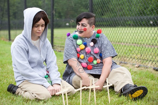 Orange Is the New Black - Mother's Day - Photos - Taryn Manning, Lea DeLaria