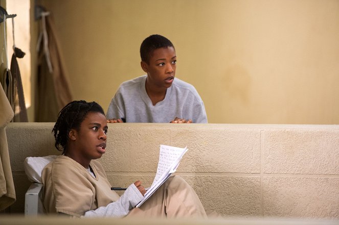Orange Is the New Black - Fear, and Other Smells - Photos - Uzo Aduba, Samira Wiley