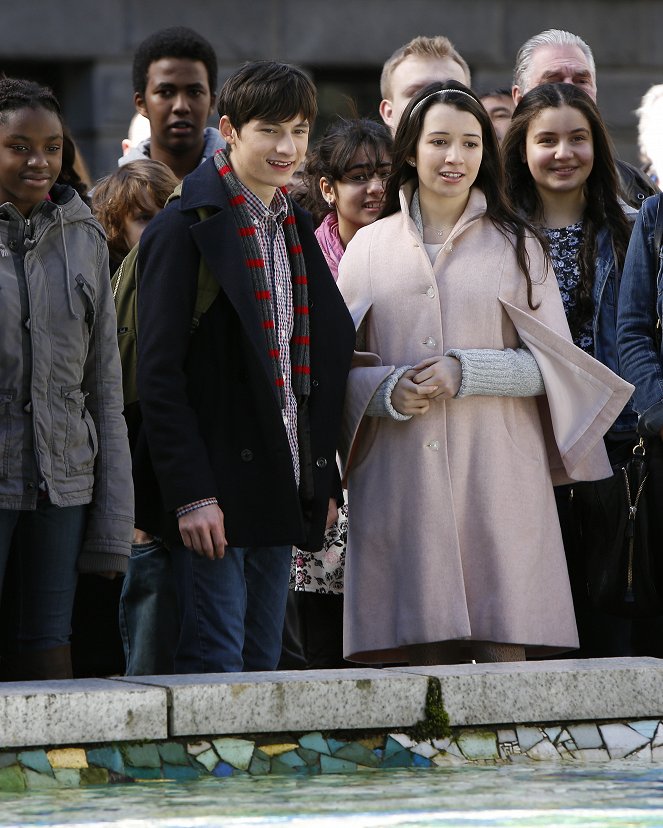 Once Upon a Time - An Untold Story - Photos - Jared Gilmore, Olivia Steele-Falconer