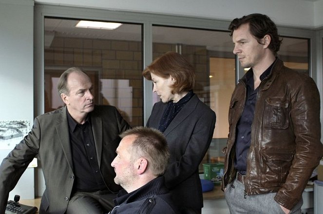 Tatort - Freigang - De la película - Herbert Knaup, Babette Arens, Felix Klare