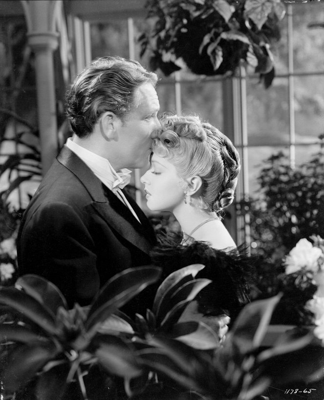 Dr. Jekyll and Mr. Hyde - Photos - Spencer Tracy, Lana Turner