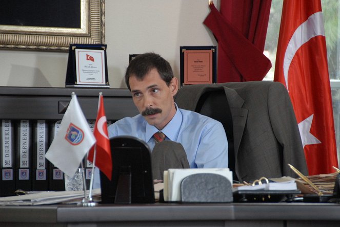 Vali - The Governor - Photos - Erdal Beşikçioğlu