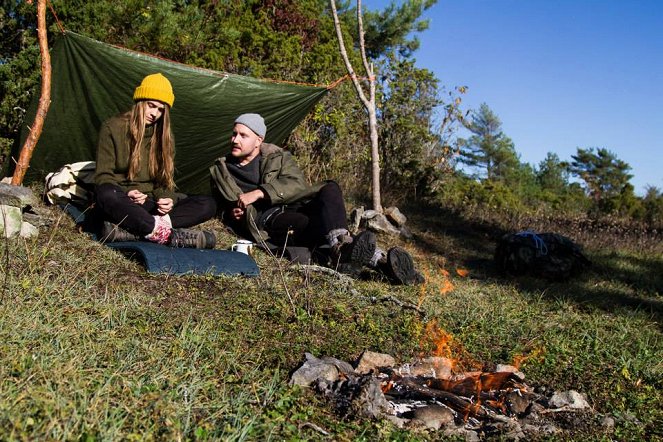 Niin metsä vastaa - Kuvat elokuvasta - Nina Forsman, Tommi Jokinen