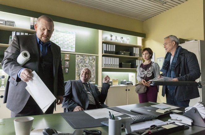 Tatort - Wahre Liebe - Photos - Dietmar Bär, Klaus J. Behrendt, Kathrin Angerer, Christian Tasche