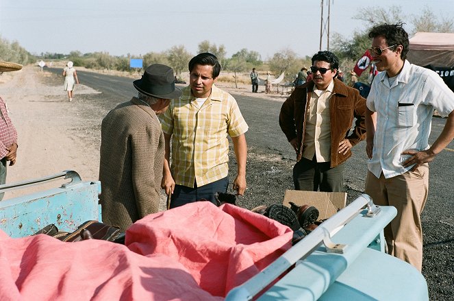 Chavez - Filmfotók - Michael Peña, Yancey Arias