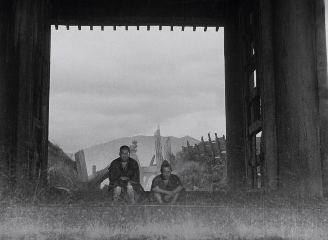 A vihar kapujában - Filmfotók - Minoru Chiaki, Takashi Shimura