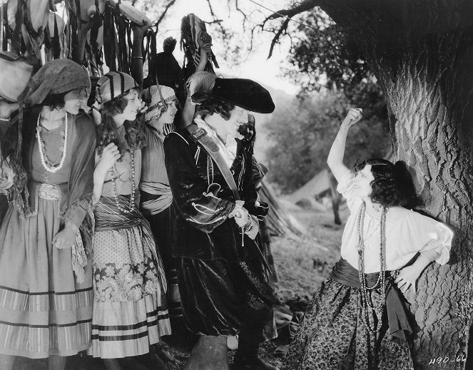 Espanjalainen tanssijatar - Kuvat elokuvasta - Antonio Moreno, Pola Negri