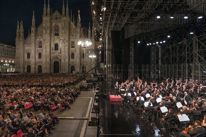 Concert sur la place du Dôme de Milan - Film