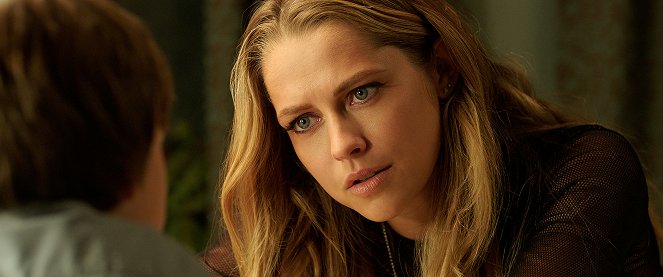 Nunca apagues la luz - De la película - Teresa Palmer