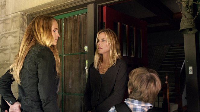 Lights Out - Filmfotos - Teresa Palmer, Maria Bello