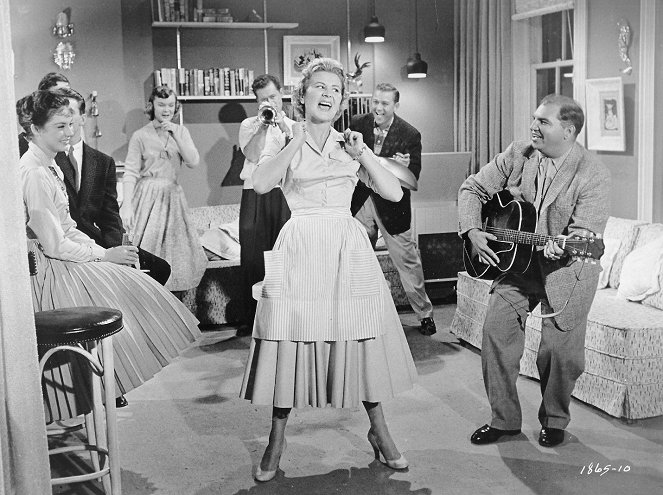 The Big Beat - Do filme - Rose Marie