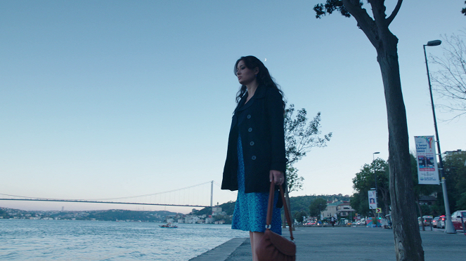 Paramparça - De la película - Nurgül Yeşilçay