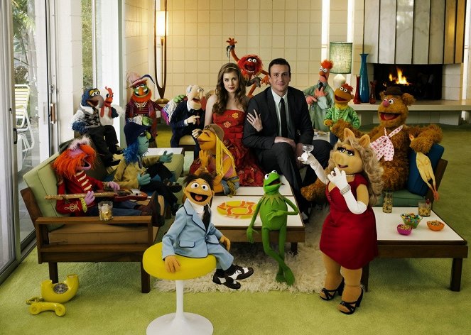 Muppets, a film - Promóció fotók - Amy Adams, Jason Segel