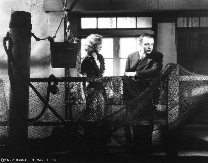 Crime and Punishment - Van film - Marian Marsh, Peter Lorre