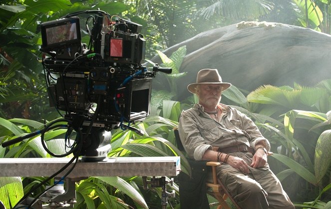 Journey 2: The Mysterious Island - Making of - Michael Caine