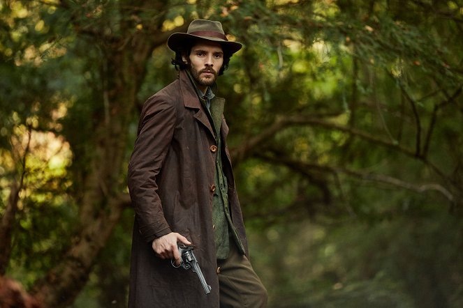The Living and the Dead - Episode 4 - Film - Colin Morgan