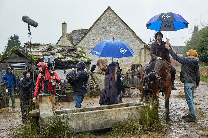 The Living and the Dead - Episode 5 - Tournage - Colin Morgan
