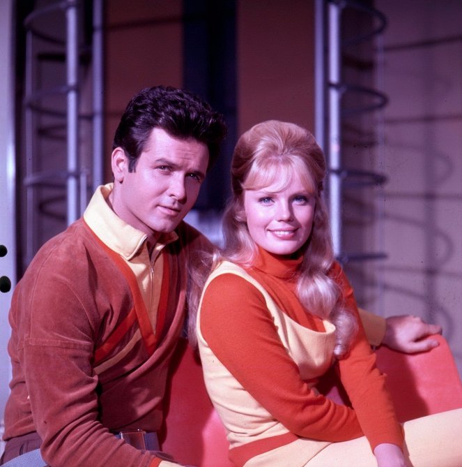 Lost in Space - Promo - Mark Goddard, Marta Kristen