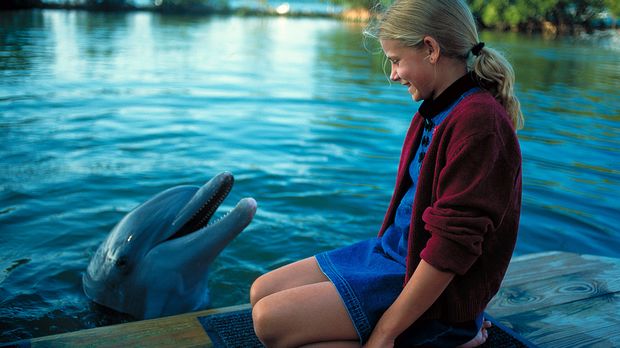 Zázračný delfín - Z filmu - Louisa Herfert