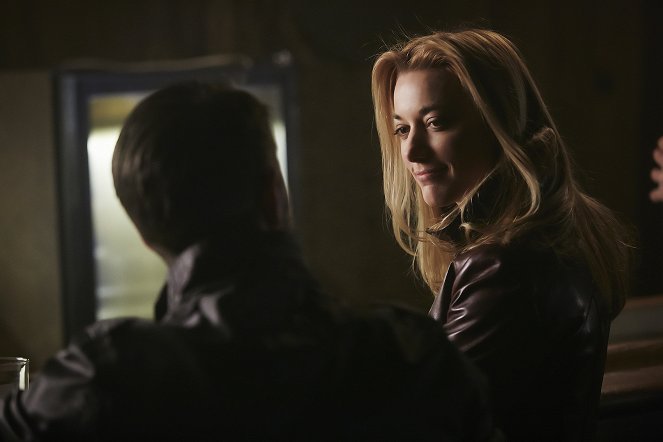 Dark Matter - We Voted Not to Space You - Photos - Zoie Palmer