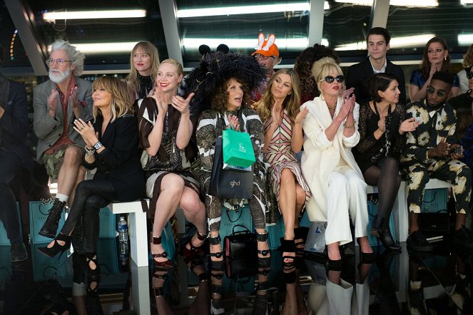 Absolutely Fabulous - Der Film - Filmfotos - Gwendoline Christie, Jennifer Saunders, Kate Moss, Joanna Lumley